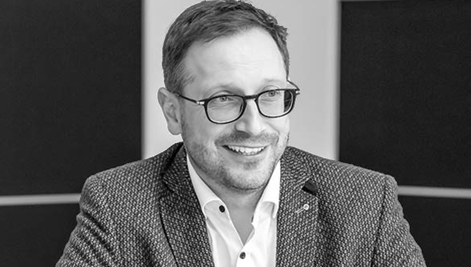 Dr. Holger Achtermann