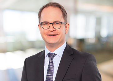 Bernhard Christl, Certified Valuation Analyst (CVA), <strong>Head of Tax & Advisory | Partner</strong><br> Dipl.-Kfm. (FH) <br> Wirtschaftsprüfer & Steuerberater